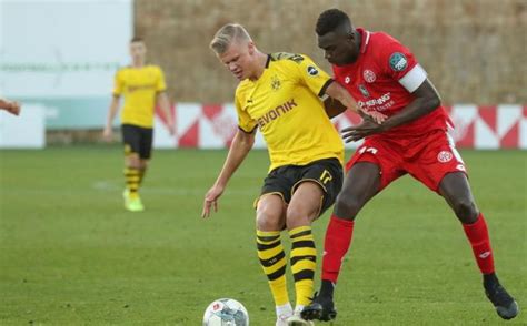 Fc union berlin · borussia mönchengladbach . 1. Bundesliga: Niakhaté-Berater bestätigt: „Haben mit ...