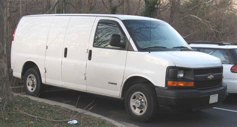 2003 Chevrolet Express Base Rear Wheel Drive G3500 Extended Cargo Van 4