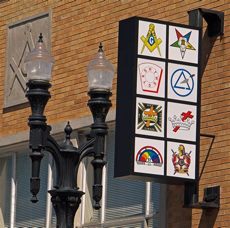 Timeless Symbols Masonic Temple Liberty Missouri Usa Bob