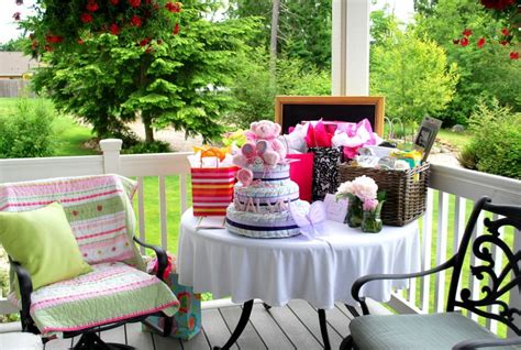 These decorating, food and game ideas will make planning one easy! How To Plan Outdoor Baby Shower Party | Baby Shower for ...