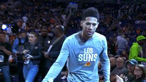 Get the latest phoenix suns news, rumors, scores and highlights from yardbarker the phoenix suns are heading to the western conference finals in their first playoff appearance in over a decade. Phoenix Suns Basketball GIF by WNBA - Find & Share on GIPHY