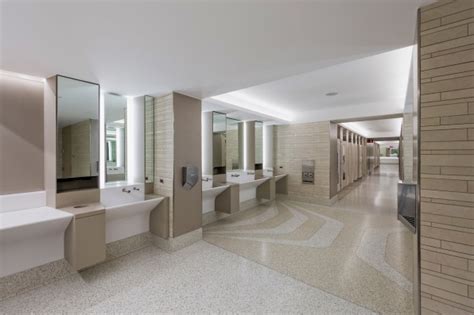 Two Of Americas 10 Best Bathrooms Of 2019 Are In Airports