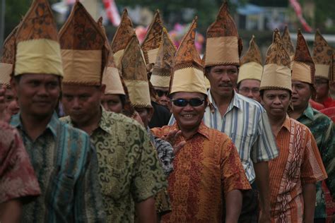 Gotong Simalungun Inspirasi Harmonisasi Catatan Hati Yang Bicara