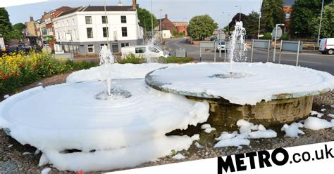 Town Centre Fountain Turned Into Bubble Bath With Washing Up Liquid