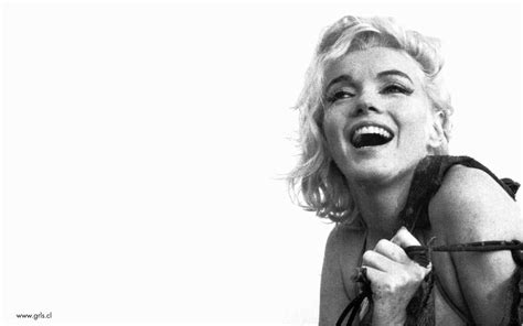 Marilyn Monroe Wallpapers 69 Pictures
