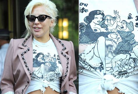 Wtf Lady Gaga Is Wearing A T Shirt Showing Snow White Having A Dwarf
