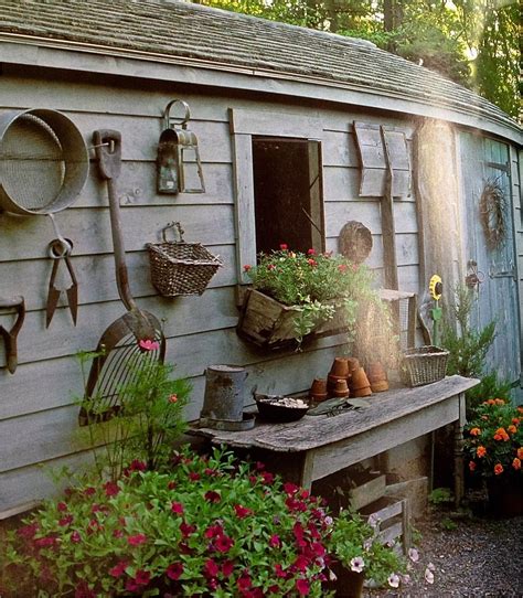 42 Beautiful Vintage Yard Decorating Ideas Decorewarding Backyard