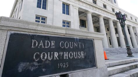 Miami Dade County Courthouse Closed After Review Prompted By Condo