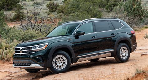 2021 Vw Atlas New Racing Green Was Borrowed And Evolved From The 1990s