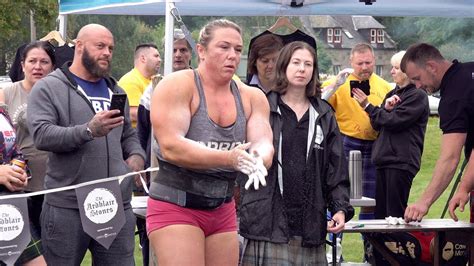 Worlds Strongest Woman Donna Moore Sets New Record For Ardblair Stones