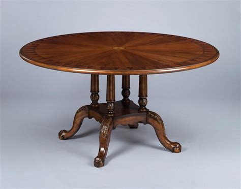 Traditional Classic Dark Brown Natural Wood Round Pedestal Dining Table