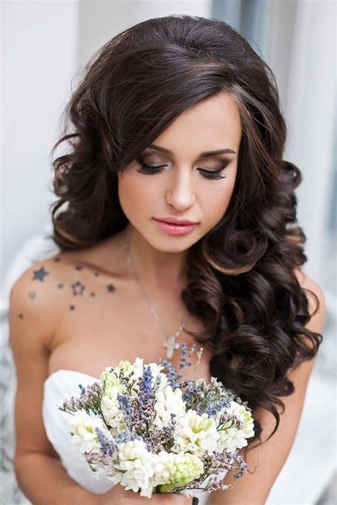 This bob hairstyle is going very popular. 20 Gorgeous Wedding Hairstyles for a Summer Wedding