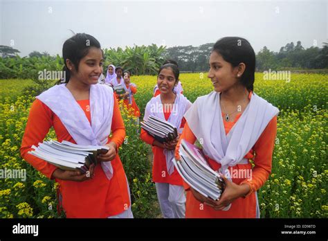 Bangladeshi Village Girls Are Going To School In The Muster Field Stock