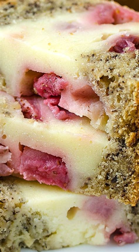 Stuffed bread recipes are my way to make a great weekend brunch. Strawberry Cream Cheese Filled Banana Bread Recipe ...