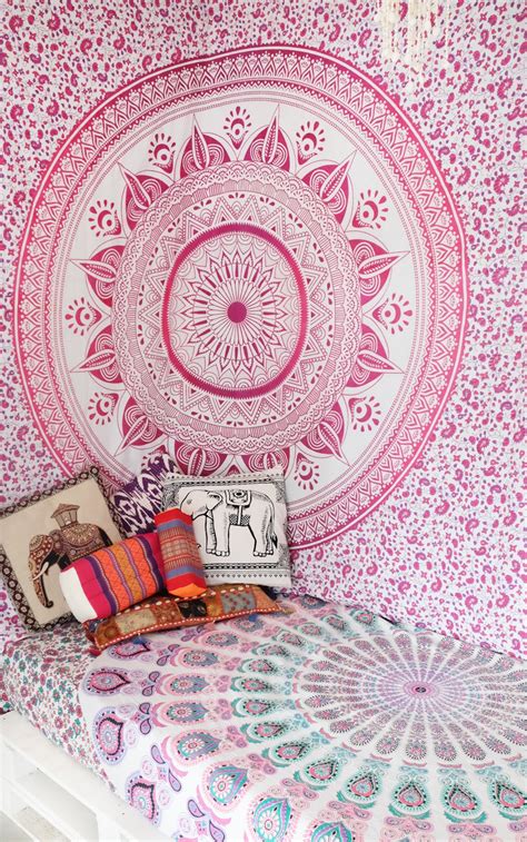 The dark side of the moon logo by pink floyd on a huge 60 x 90 inch tapestry. Pink Purple Multi Ombre Tapestry, Hippie Mandala Bedding ...