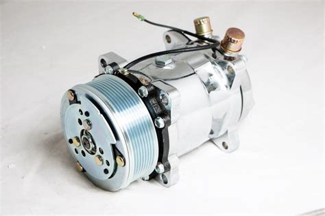 An hvac compressor is the heart of the operation. Chrome Sanden 508 12V Compressor serpentine silver pulley ...