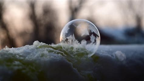 Frozen Ice Bubbles Out In 27c Youtube