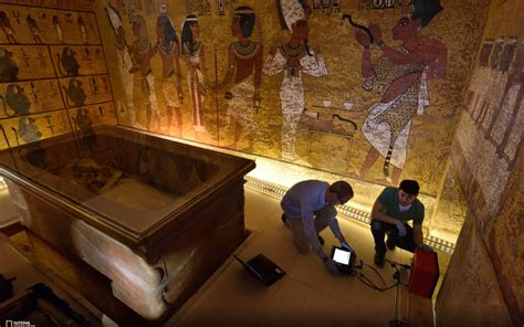 king tut and queen nefertiti were they buried together