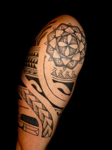 The polynesian tattoo history and meaning, with the best traditional polynesian tattoo designs and images for 2. Polynesian Tribal Tattoos