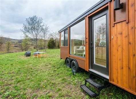 The Glass Tiny House Escape In The Hudson Valley Of New York Dream