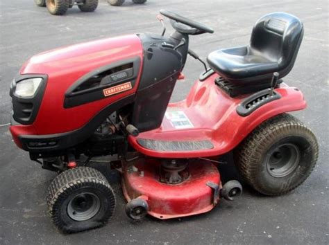 craftsman yt 3000 42 briggs and stratton 21 hp gas powered riding lawn tractor runs w manual