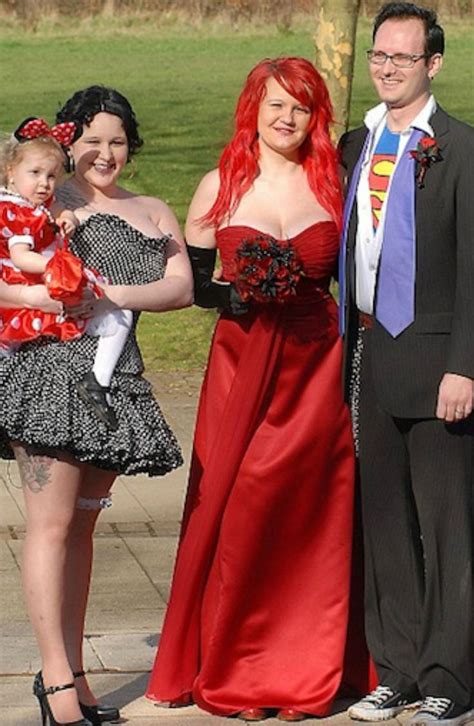 10 Crazy But Amazing Nerd Weddings We Cant Help But Be Obsessed With