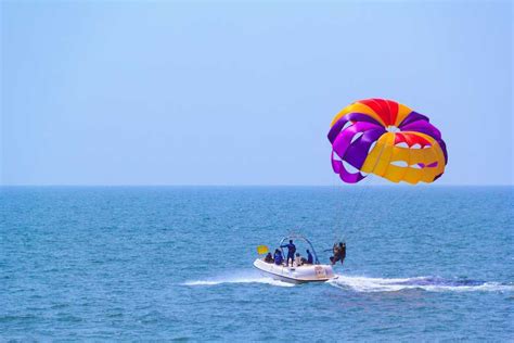 10 Water Sports In Goa You Must Try On Your Next Vacation