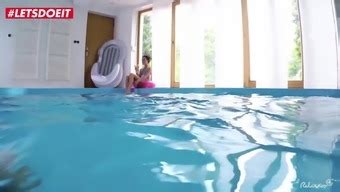 Ukrainian Underwater Sex Session With Beautiful Ukrainian Inga Devil Porn