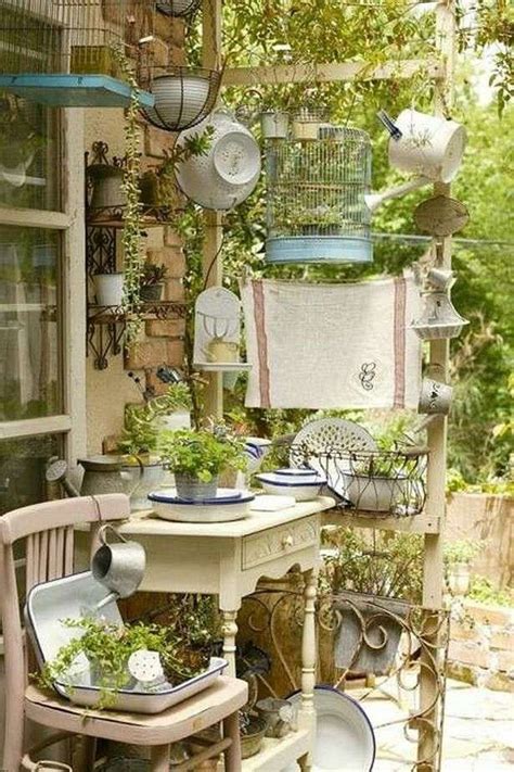 33 Inspiring Unique Garden Decor Ideas Unique Garden Decor Vintage