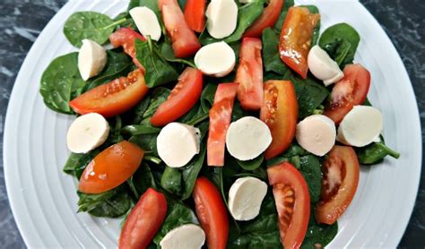 Tomato And Bocconcini Salad Recipe Easy Low Carb Keto Appetizer Salads