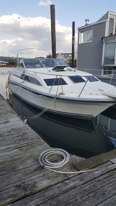 1986 Bayliner 28 Ft Cabin Cruiser For Sale In Brooklyn Ny Offerup