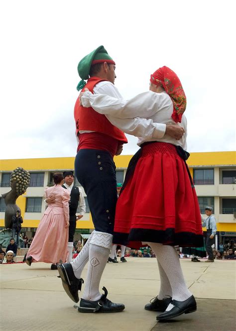 Dancas Tipicas De Portugal Edukita