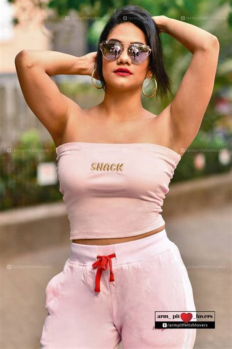 arm pit lovers sexy richi shah and her armpit enjoy