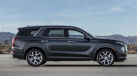 Lease or buy a new hyundai palisade with rodo and get transparent pricing and free delivery. Hyundai Palisade Costs Way More Than Kia Telluride To Lease