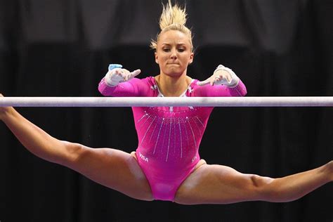 Teen Vogues Week Of Workouts From Olympic Gold Medalist Nastia