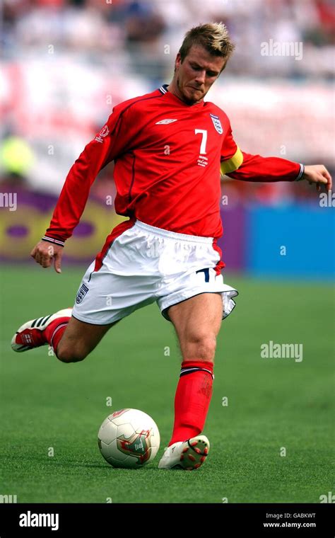 David Beckham 2002 World Cup Hi Res Stock Photography And Images Alamy