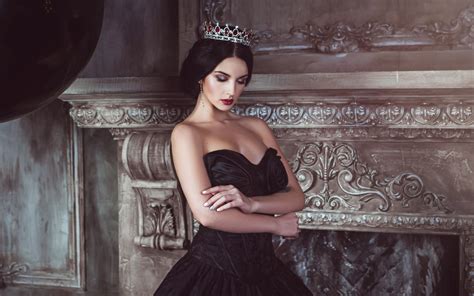 Alla Berger Black Dress Crown Girl Lipstick Makeup Model Wallpaper Resolution1920x1200 Id