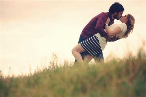 Download the perfect romantic pictures. Funny WhatsApp DP - 175+ Funny-Spicy WhatsApp Profile Pics Download
