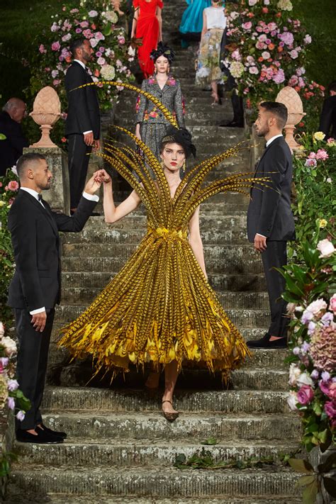 In Florence A New Renaissance Takes Hold As Dolce And Gabbana Celebrates Artistry In Alta Moda
