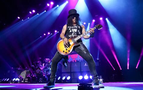 Slash Asks Fans To Document His World Tour By Taking Videos For New Film
