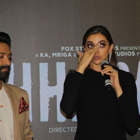 Deepika Padukone Breaks Down At The Trailer Launch Of Her Special Film