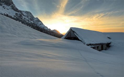 2560x1600 Nature Sunset Mountain Snow Cabin Barns Wallpaper