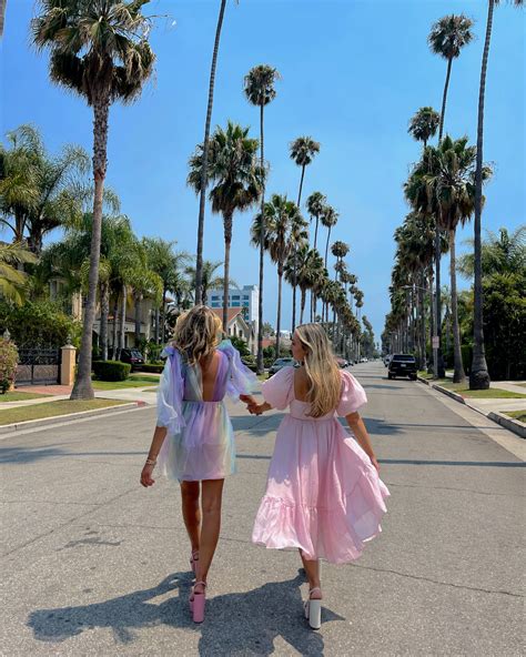 10 pinterest worthy summer photoshoot ideas pose ideas styled by mckenz