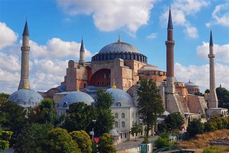 A Virtual Tour Of The Hagia Sophia And Blue Mosque With Guide 2024