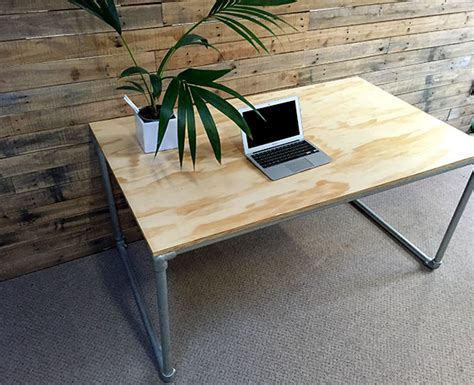Diy Plywood Desk With Pipe Frame Plans To Build Your Own