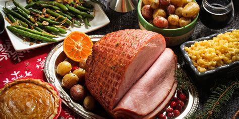 Although yorkshire puddings are traditionally served with roast beef, many families choose to serve them alongside their christmas dinner. Best Traditional Christmas Dinner Meal Plan - FoodVacBags