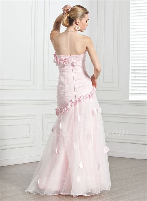 A Lineprincess Sweetheart Floor Length Organza Evening Dress With