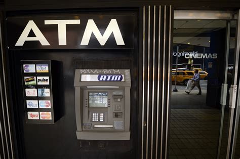 Select which card you want to use. Security researchers hack ATM to make it spew cash - CBS News