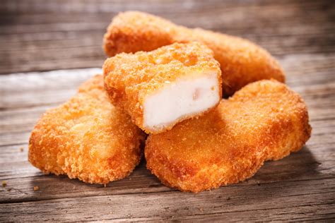 200 calories, 13 g fat (2.5 g saturated fat), 430 mg sodium, 12 g carbs, 0 g fiber, 1 g sugar, 9 g protein calories, fat, sodium per gram: Restaurant Making GIANT Heart Shaped Chicken Nugget For ...