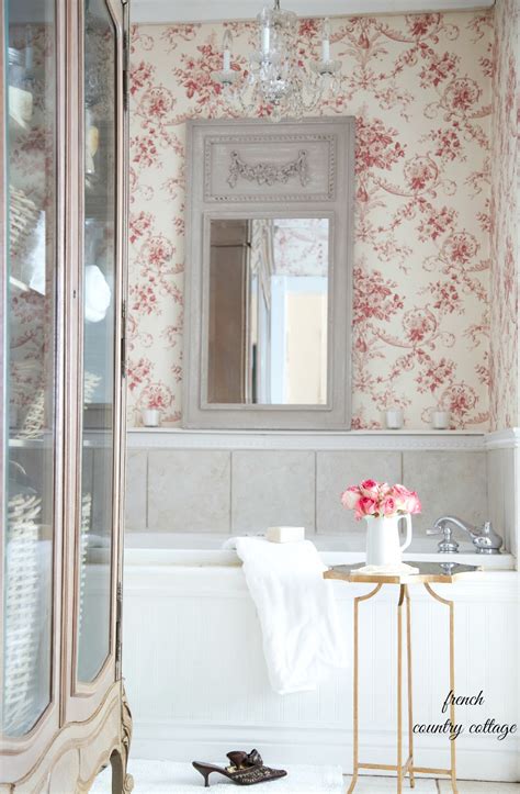 7 Inspirations For Marble And Wallpaper Bathroom Designs